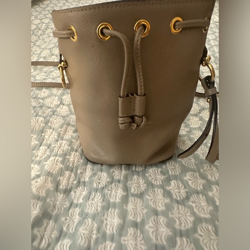 Fendi Grey Bucket Bag - Picture 1 of 3